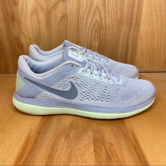 Nike Shoes - Nike Flex 2016 RN Pure Platinum